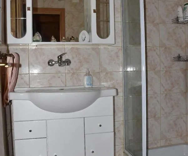 Chalé Podklanci-house In The Forest *